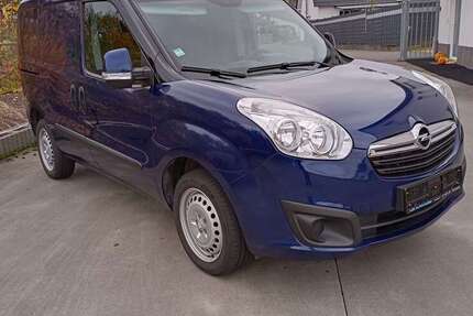 Opel Combo 69.000 km 11.900 € Selfkant Süsterseel 52538