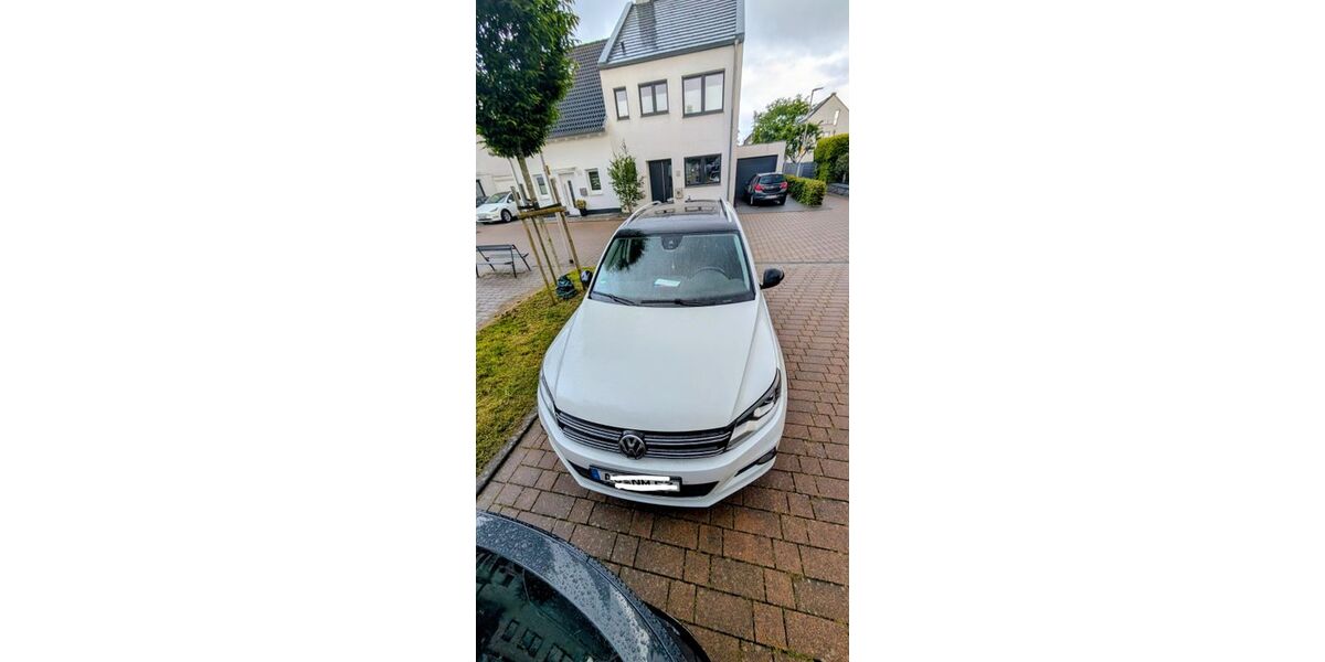 VW Tiguan 98.000 km 13.700 &euro; Wurslen 52146