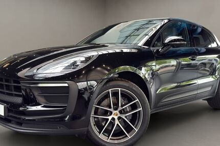 Porsche Macan 32.421 km 69.800 &euro; Aachen 52068
