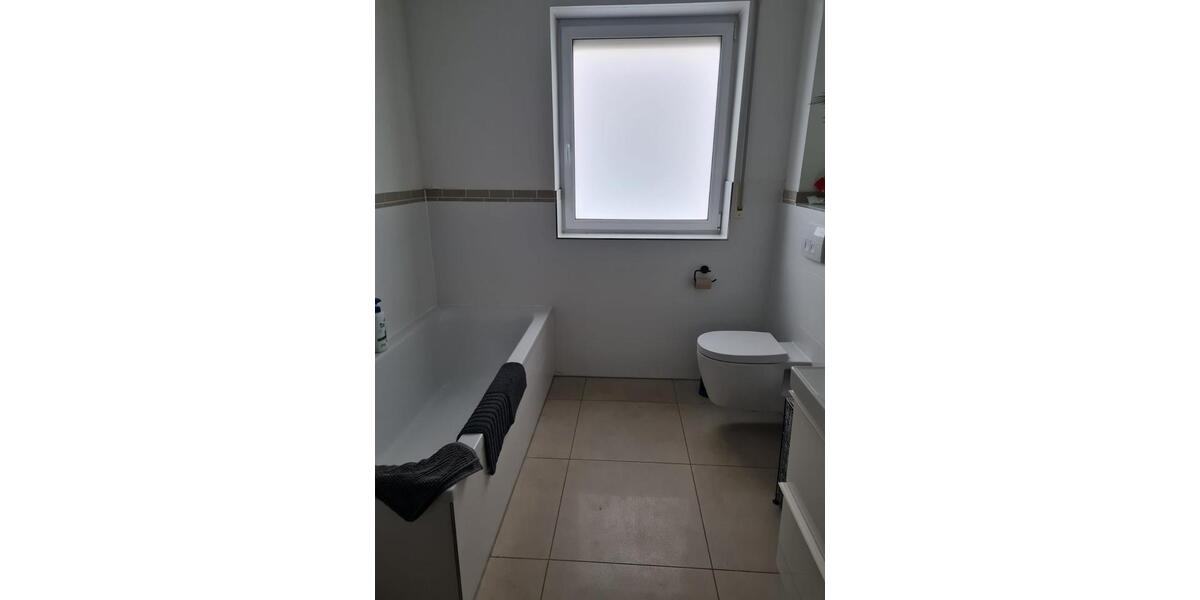 Etagenwohnung Düren - 4 Zimmer, 126 m&sup2;, 1.240&euro; | Angebot:25255228