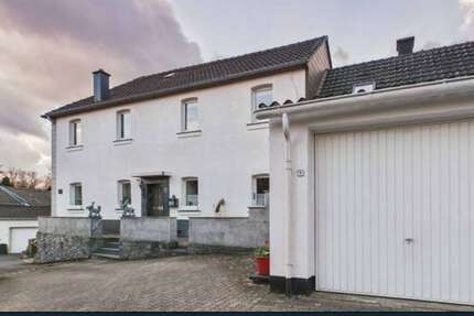 Haus Herzogenrath - 6 Zimmer, 220 m&sup2;, 299.000&euro; | Angebot:26222614