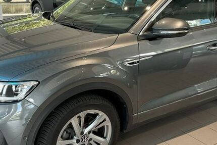 VW T-Roc 22.750 km 27.889 € Baesweiler 52499