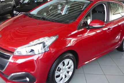 Peugeot 208 36.487 km 7.400 &euro; Herzogenrath 52134