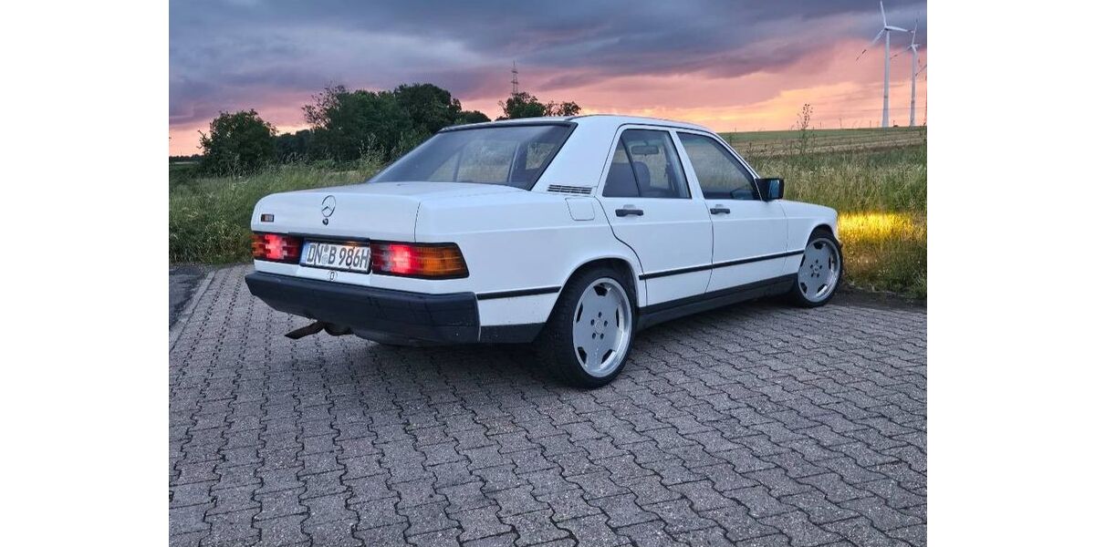 Mercedes-Benz 190 188.840 km 6.000 &euro; Linnich - Gereonsweiler 52441