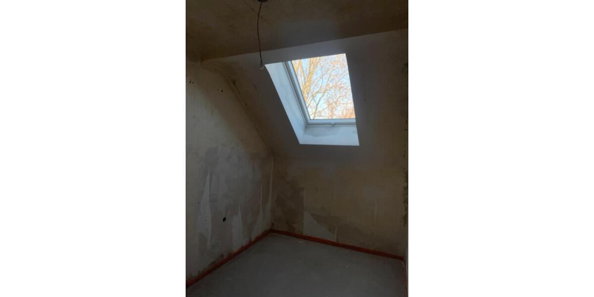 Dachgeschoßwohnung Aachen Aachen-Mitte - 3 Zimmer, 72 m&sup2;, 900&euro; | Angebot:25793347