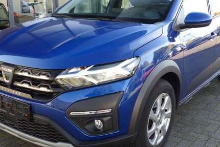 Dacia Sandero 9.000 km 13.990 € Aachen 52070