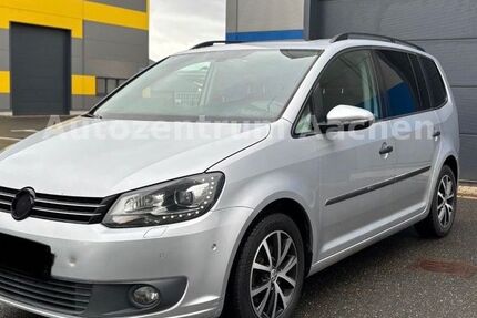VW Touran 190.000 km 5.990 &euro; aachen 52070