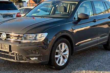 VW Tiguan 79.500 km 16.990 &euro; Düren 52351