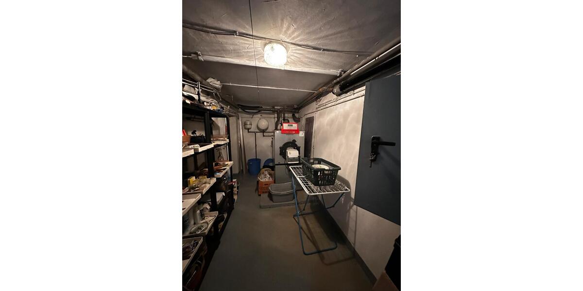 Reihenhaus Düren Mariaweiler-Hoven - 8 Zimmer, 200 m&sup2;, 365.000&euro; | Angebot:25205111