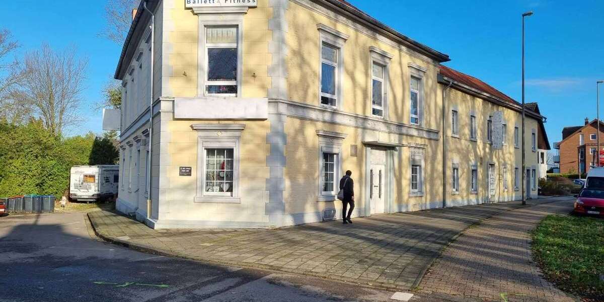 Haus zum Kaufen in Aachen Richterich 1.349.000 € 200 m² 10 zimmer