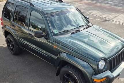 Jeep Cherokee 133.000 km 8.500 &euro; Düren 52349