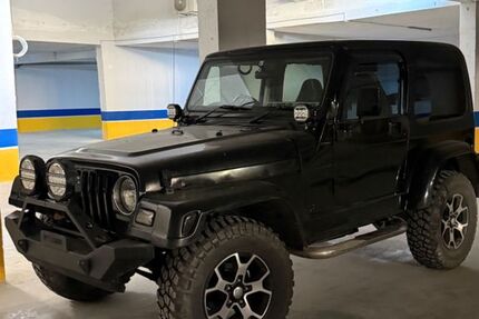 Jeep Wrangler 98.000 km 10.000 &euro; aachen 52064