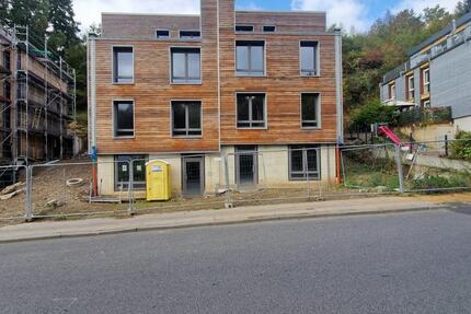 Traumhaus in Vicht, Erstbezug, 5 Zimmer Büro Apartment 5 zimmer