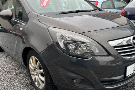 Opel Meriva 191.372 km 3.950 € Aachen 52080