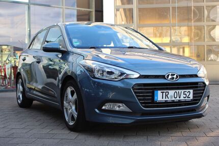 Hyundai i20 126.122 km 9.400 &euro; Düren 52349
