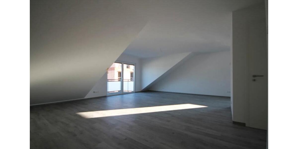 Dachgeschoßwohnung Düren Mariaweiler-Hoven - 2.5 Zimmer, 78 m&sup2;, 1.240&euro; | Angebot:26147728