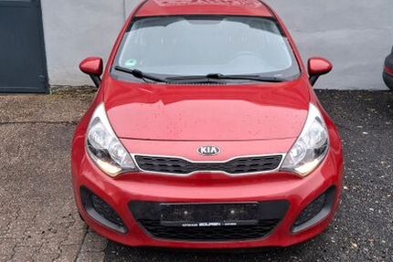 Kia Rio 62.693 km 8.650 &euro; Stolberg 52222