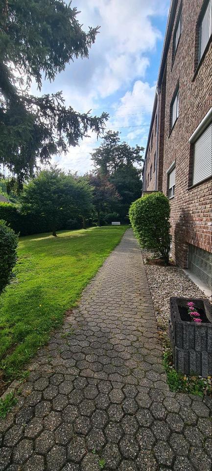 Renovierte Eigentumswohnung Stellplatz großer Sonnenbalkon