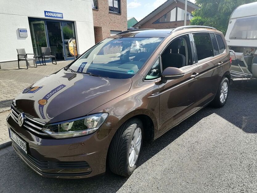 VW Touran 132.000 km 17.200 € Würselen 52146