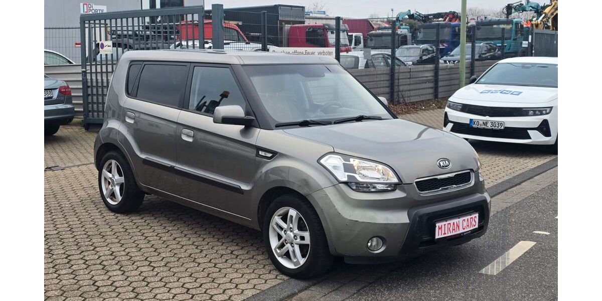 Kia Soul 185.000 km 2.550 &euro; Düren 52353