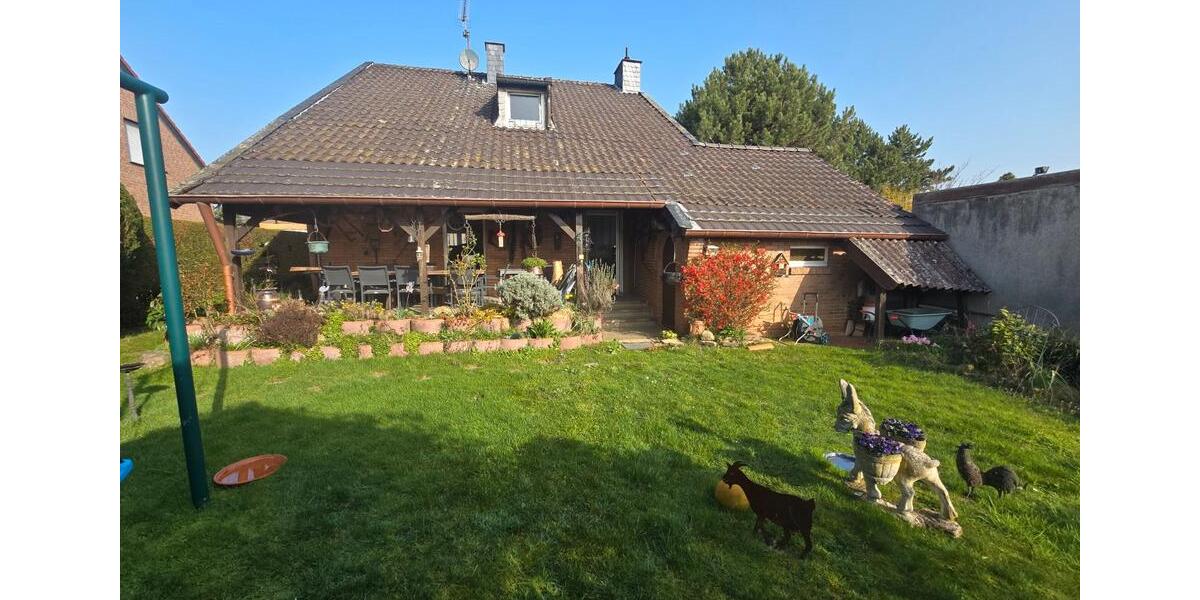 Einfamilienhaus Geilenkirchen - 5 Zimmer, 110 m&sup2;, 1.200&euro; | Angebot:26135307