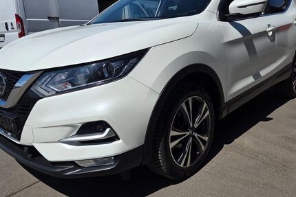 Nissan Qashqai 87.500 km 17.880 &euro; Düren 52351