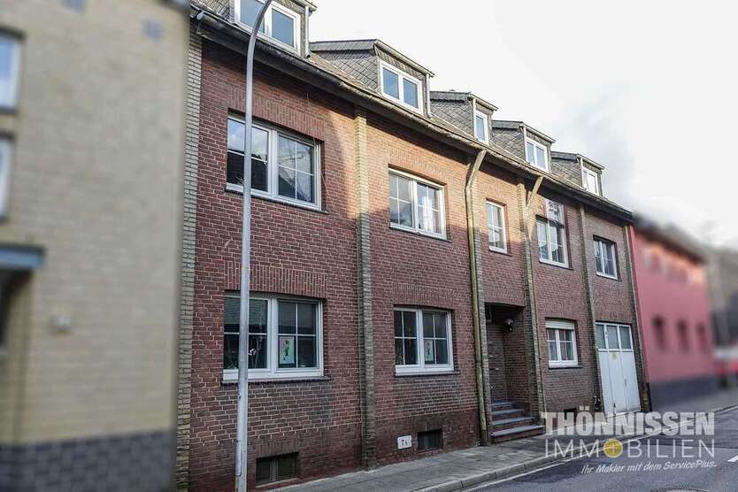 Haus zum Kaufen in Heinsberg 354.000 € 309 m²