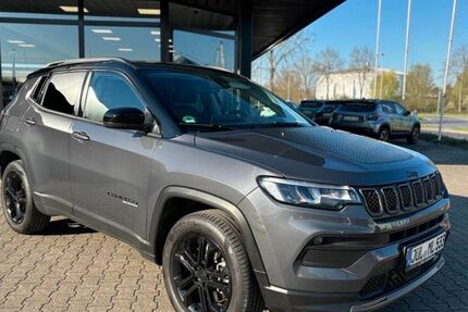 Jeep Compass 38.616 km 25.990 &euro; Jülich 52428