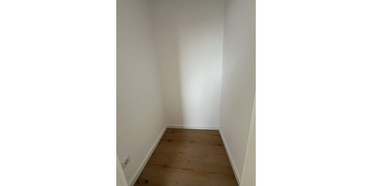 Etagenwohnung Jülich - 2 Zimmer, 64 m&sup2;, 650&euro; | Angebot:25697298