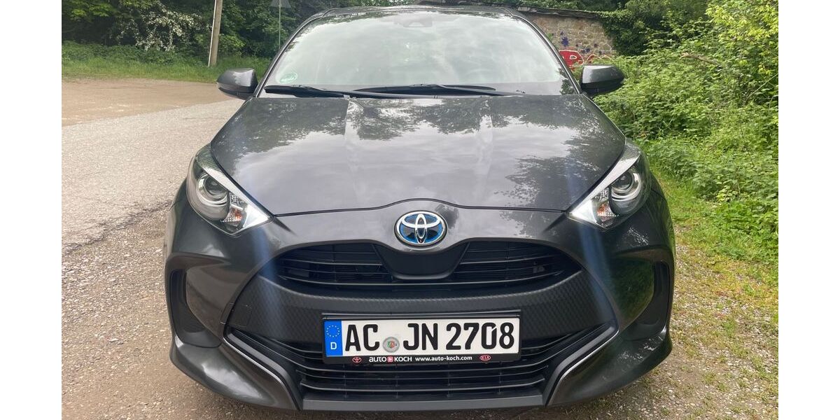 Toyota Yaris 23.747 km 16.490 &euro; Aachen 52076