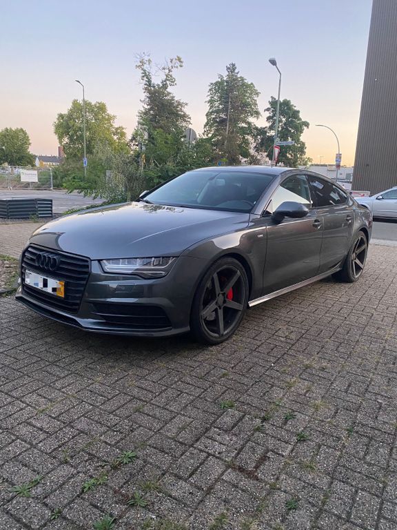 Audi A7 110.000 km 21.999 € Düren 52351
