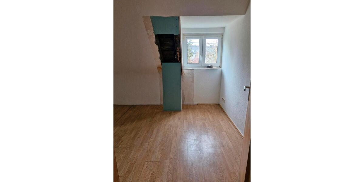 Dachgeschoßwohnung Aachen Aachen-Mitte - 3 Zimmer, 49 m&sup2;, 125.000&euro; | Angebot:26892897