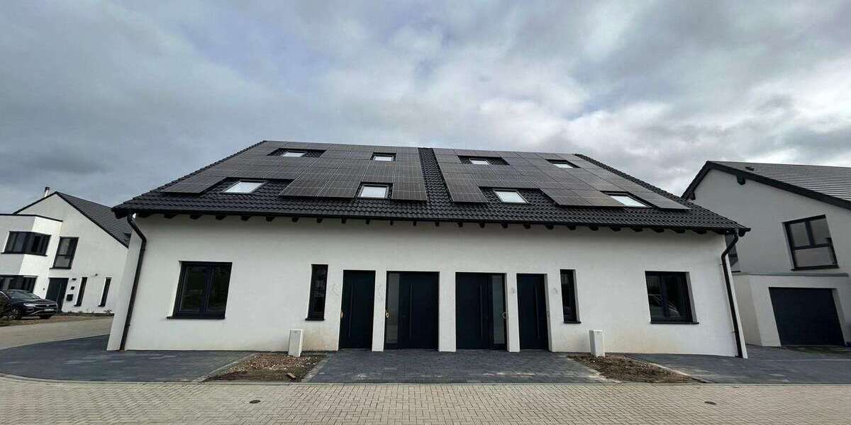 Etagenwohnung Eschweiler - 3 Zimmer, 120 m&sup2;, 1.530&euro; | Angebot:26786320