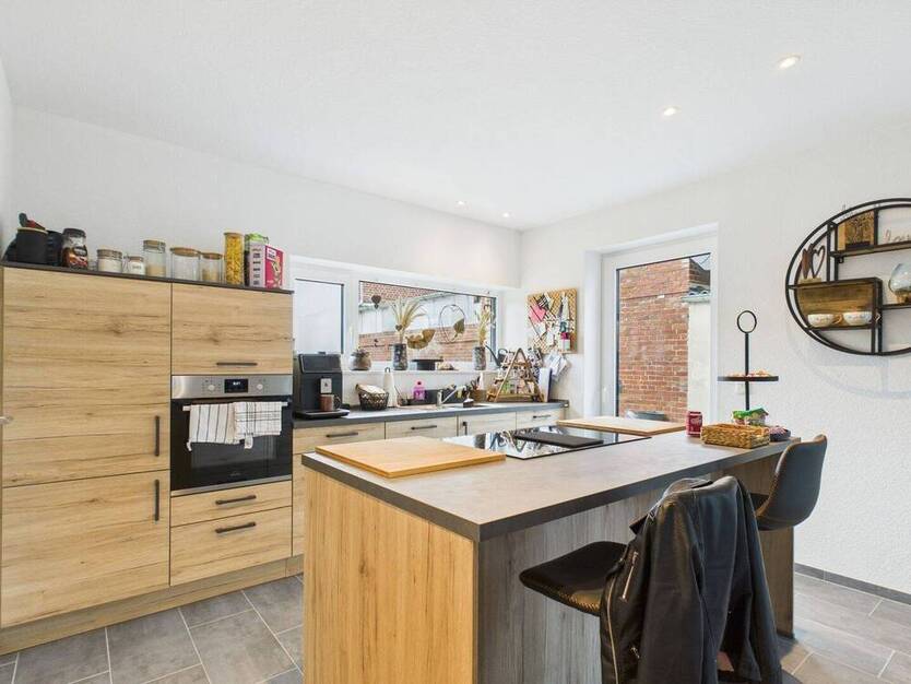 Modernes Einfamilienhaus von 2023 mit Garten, Garage & viel Platz zum Wohlfühlen!