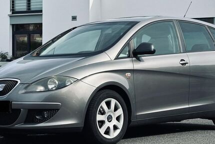 Seat Altea 134.400 km 5.200 &euro; Jülich 52428