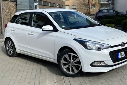 Hyundai i20 51.500 km 11.200 &euro; Eschweiler 52249