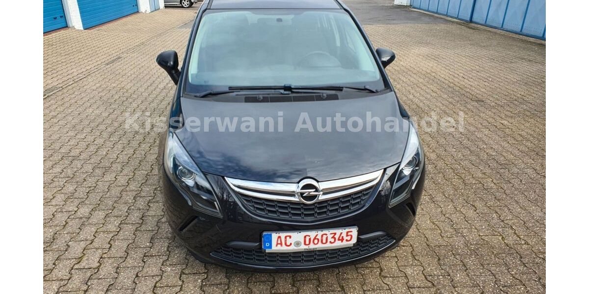 Opel Zafira 82.000 km 7.499 &euro; Aachen 52068