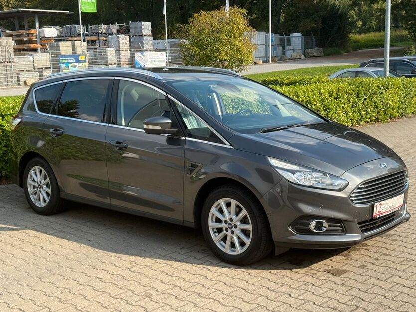 Ford S-Max 90.119 km 13.990 € Alsdorf 52477