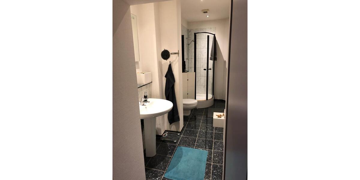 Hochparterre Aachen Aachen-Mitte - 2 Zimmer, 65 m&sup2;, 1.300&euro; | Angebot:26313851