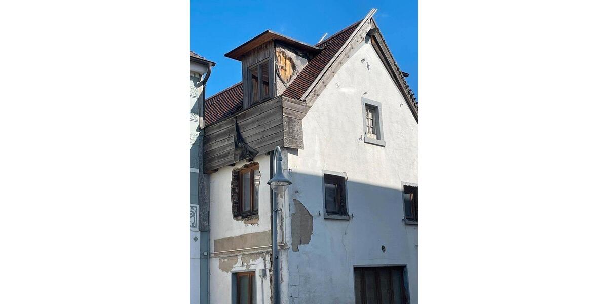 Einfamilienhaus Nideggen - 10 Zimmer, 400 m&sup2;, 399.000&euro; | Angebot:27236966