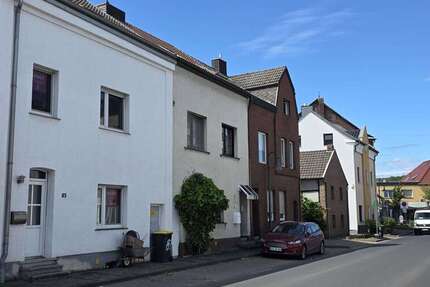Haus Kreuzau - 5 Zimmer, 120 m&sup2;, 229.000&euro; | Angebot:26980941