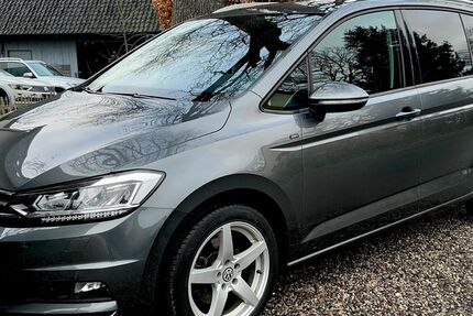 VW Touran 65.000 km 19.900 &euro; Roetgen 52159