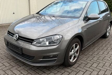 VW Golf 150.000 km 8.690 &euro; Aachen 52068