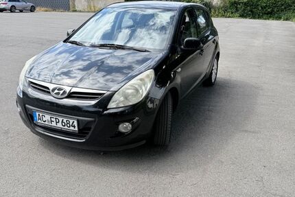 Hyundai i20 61.000 km 4.000 &euro; Alsdorf 52477