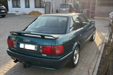 Audi 80 180.000 km 4.100 &euro; Alsdorf 52477