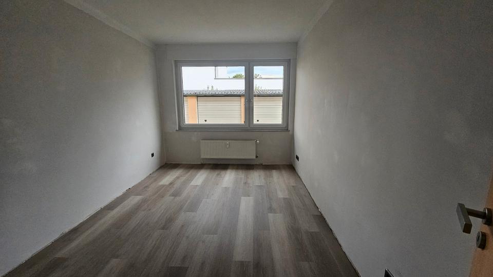 Erdgeschoßwohnung Düren - 3 Zimmer, 81 m&sup2;, 210.000&euro; | Angebot:26876153