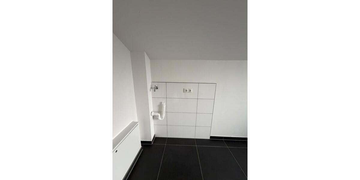 Dachgeschoßwohnung Linnich - 1.5 Zimmer, 60 m&sup2;, 750&euro; | Angebot:26131989
