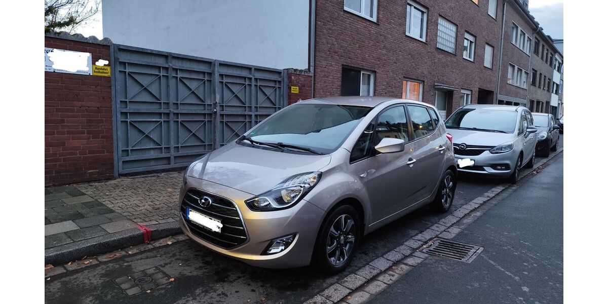 Hyundai ix20 39.430 km 12.990 &euro; Düren 52351