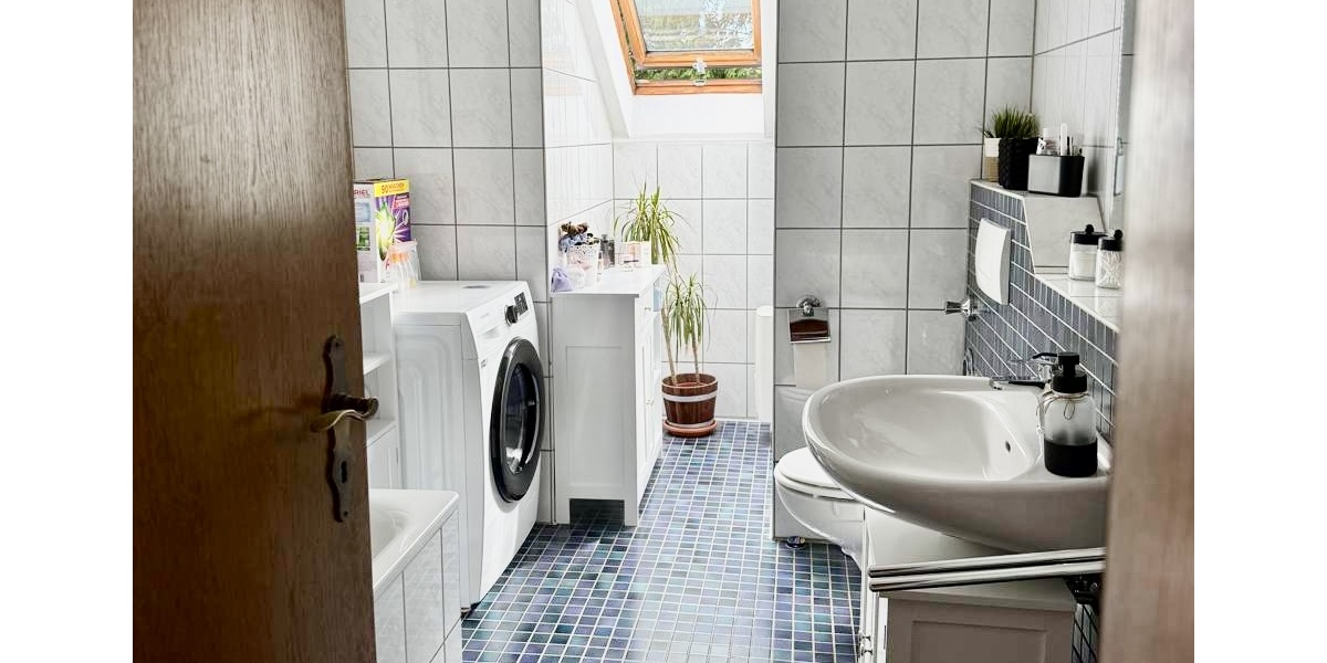 Roetgen – Zuhause über den Dächern der Eifel - Dachgeschoßwohnung Roetgen | Angebot:27289087