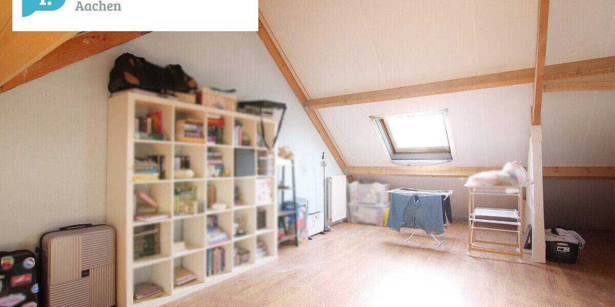 Reihenendhaus Aachen Vaalserquartier - 4 Zimmer, 131 m&sup2;, 299.000&euro; | Angebot:25674492